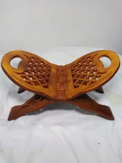 Wooden Quran Stand Natural Elegance-1 Wooden Quran Stand Natural Elegance
