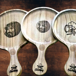 Wooden Carved customised pizza pans for home use and food chains