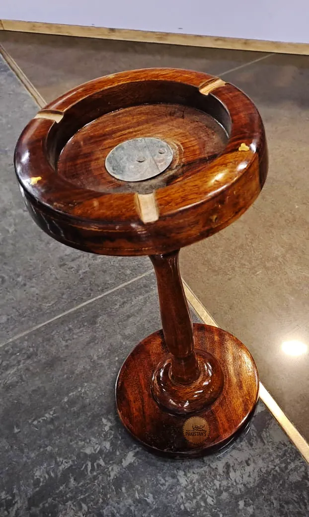 Wooden Ashtray with Brass Work and Stand – Premium Craftsmanship Wooden Ashtray with Brass Work and Stand – Premium Craftsmanship